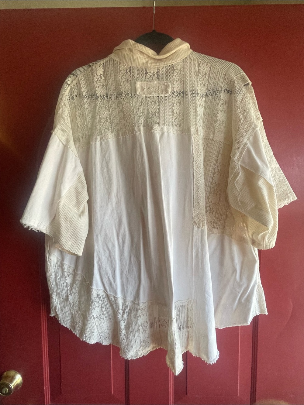 POL Cream Short-Sleeve Button-Down Shirt with Patch Pockets - Picture 6 of 9